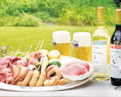 今年の夏はホテルでBBQ♪「オークラガーデンバーベキュー」