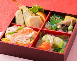 【ご予約承り中】 和食堂 山里 「 春の行楽弁当 」