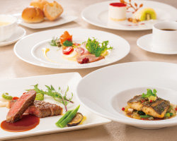 【カメリア】5月 LUNCH & DINNER