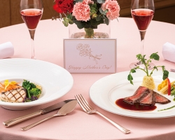 【5月1日～31日】母の日ランチ《ご予約承り中》